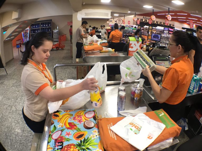 Mercale se destaca na contratação de pessoas com deficiência em Rio Branco