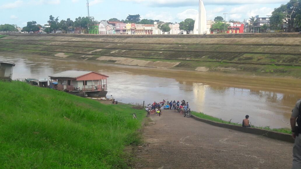 Corpo de jovem que teria se jogado no Rio Acre no último domingo é encontrado pelo Corpo de Bombeiros