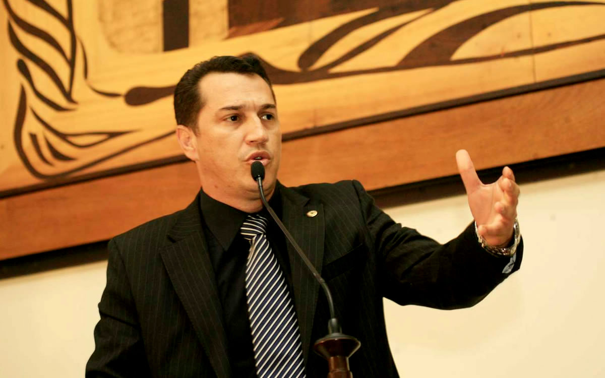 Presidente da Aleac emite nota sobre ação da PF e diz colaborar com investigações