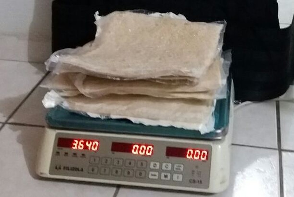 Mulher é presa com quase 4kg de droga colados ao corpo ao tentar embarcar no aeroporto de CZS