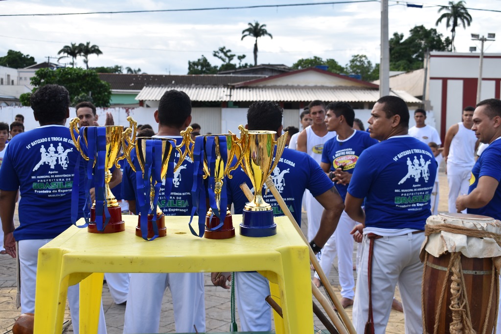 Brasiléia: Prefeitura é parceira em evento que mobilizou 80 capoeiristas locais