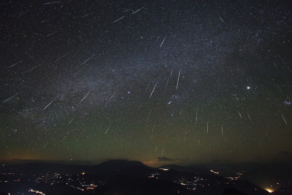 Chuva de meteoros da constelação de Gêmeos ocorre nesta quarta e quinta
