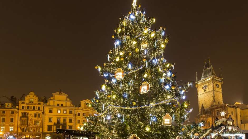 A história e as curiosidades do Natal, desde evangelhos e tradições pagãs até o Papai Noel