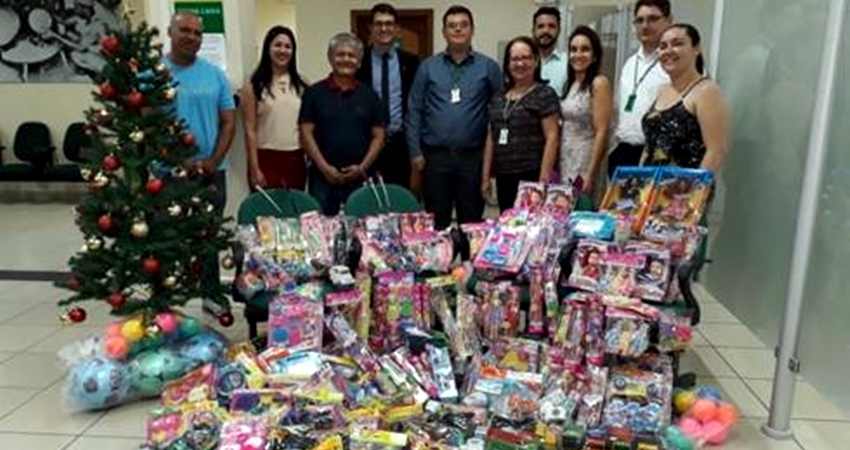 Banco da Amazônia realiza gincana solidária e entrega brinquedos a entidade carente