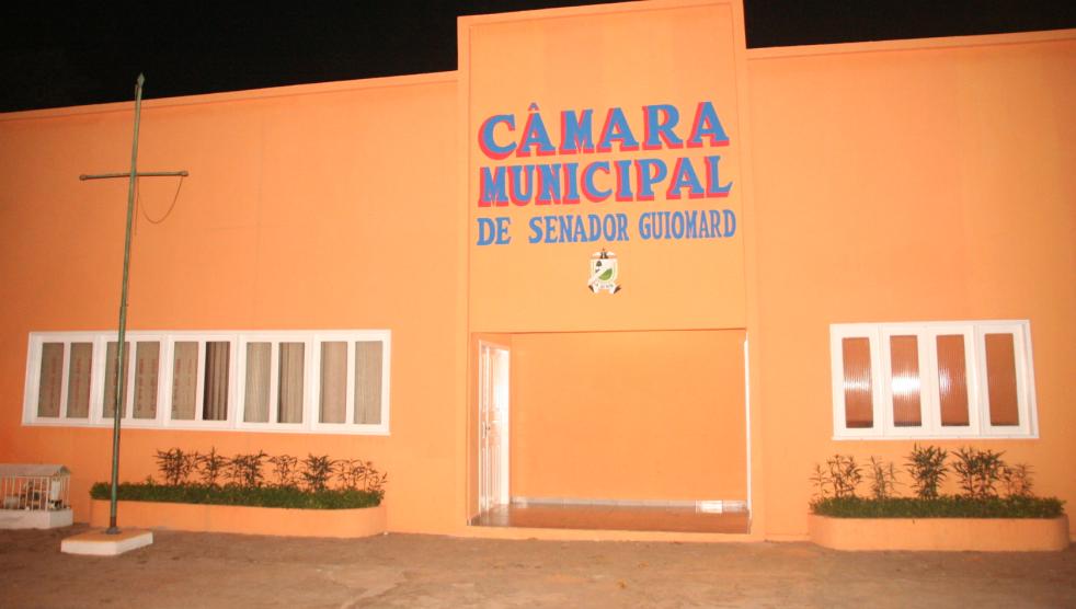 Câmara de Senador Guiomard apresenta projeto para vereador e prefeito receberem décimo terceiro