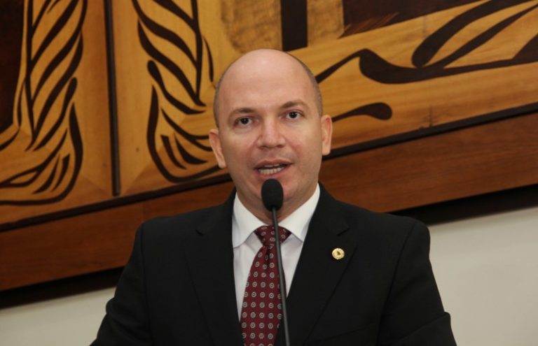 Gehlen Diniz diz que foi escolhido por Gladson para ser o líder do governo na Aleac