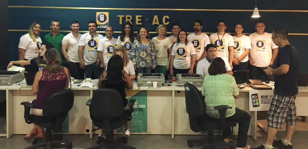 TRE-AC inicia campanha de uso do aplicativo e-Título no Via Verde Shopping