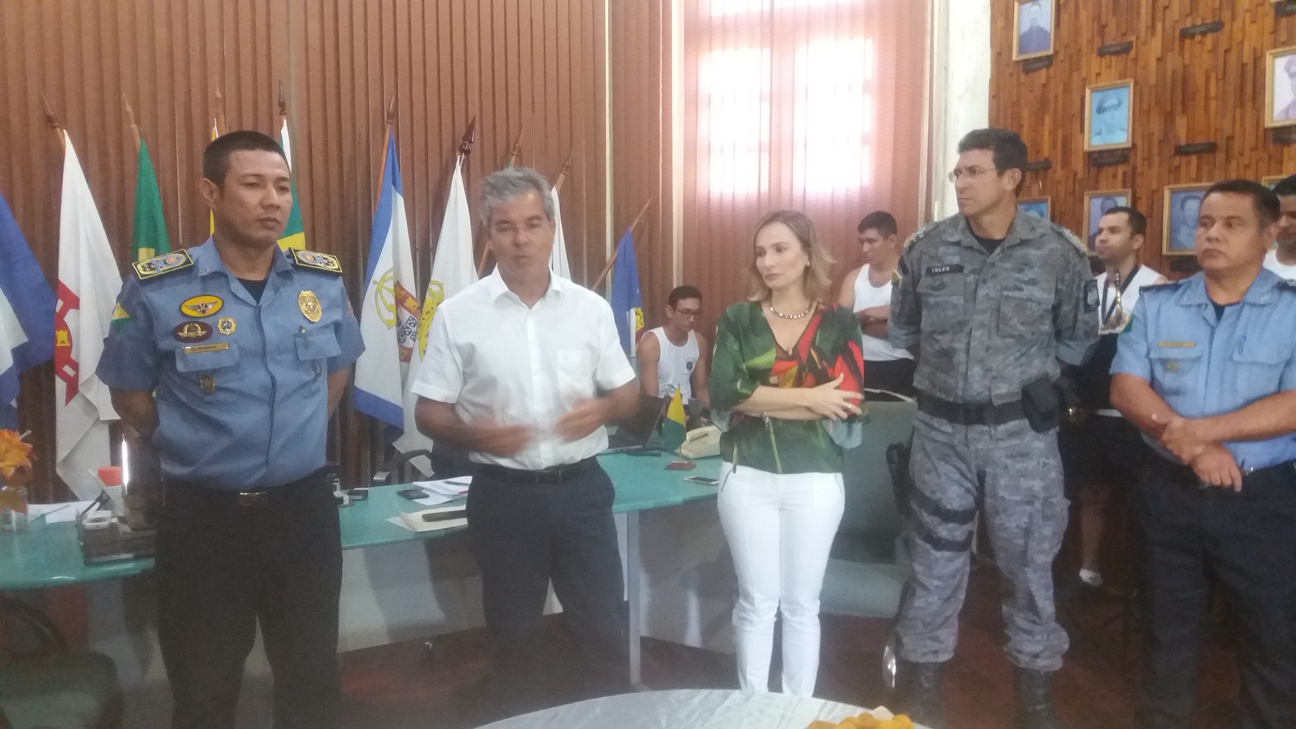 Comando da PM reúne a imprensa e pede apoio da sociedade no combate ao crime