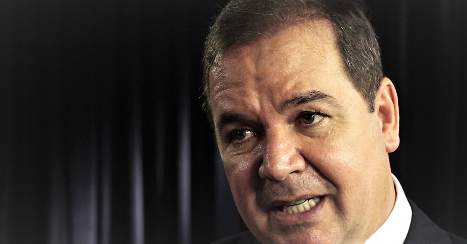Pimenta: Tião Viana é o governador do país que menos cumpriu promessas de campanha