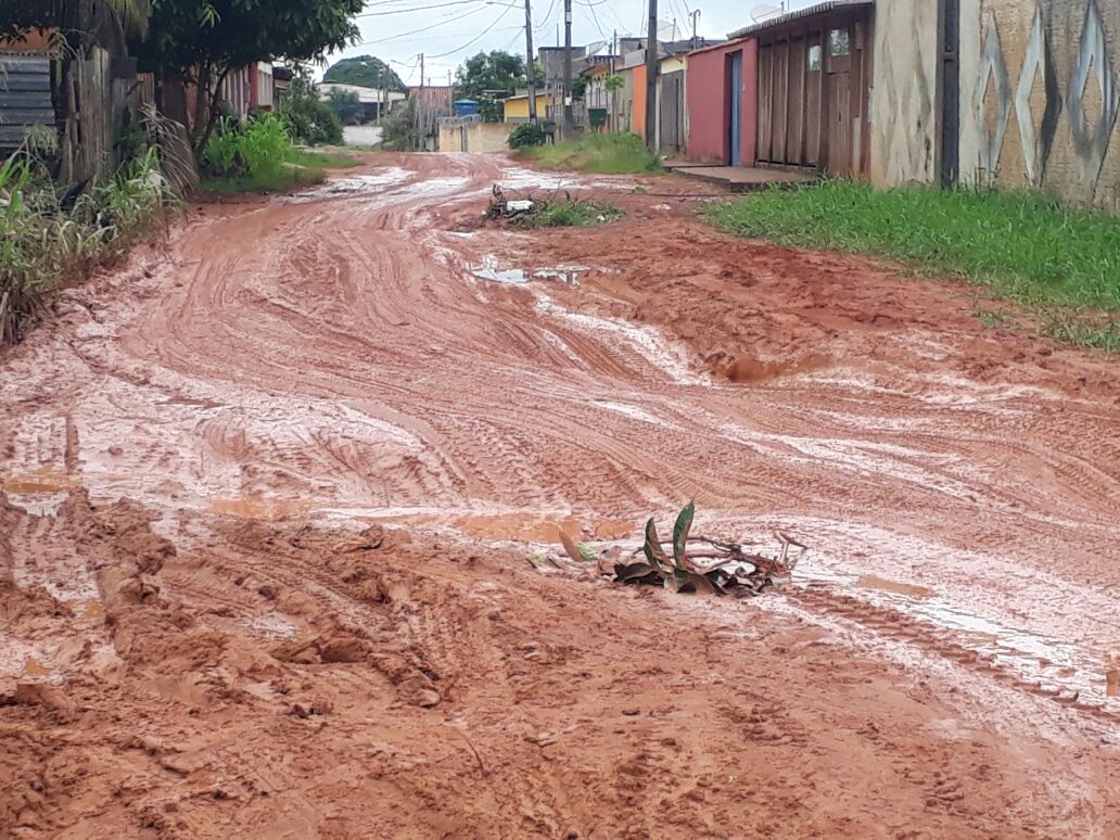 Moradores do Loteamento Farhat exigem recuperação da área: “Estamos abandonados”