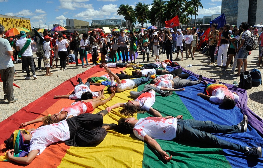 Acre é o estado mais LGBTfóbico do país, segundo relatório; números assustam