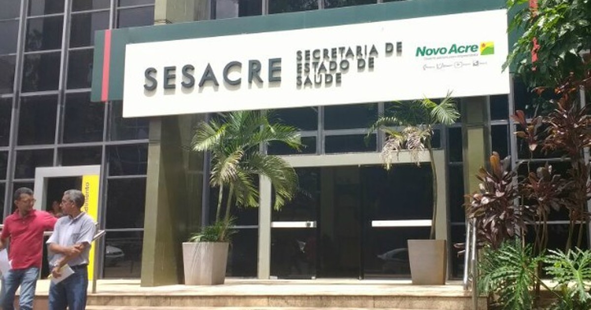 Governo diz que vai parcelar extra dos servidores da saúde e categoria promete paralisar atividades