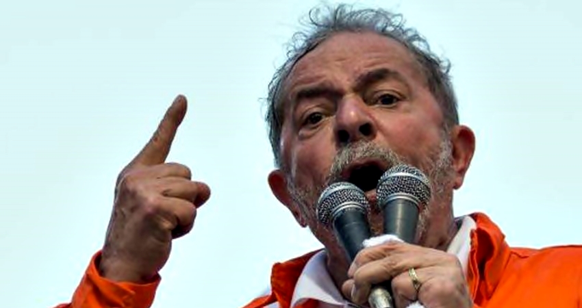 Lula ameaça Veja e diz: “Se eu voltar vai haver uma regulação dos meios de comunicação”