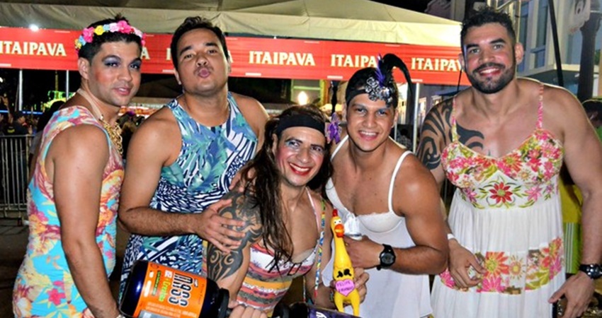 Prefeitura realiza Carnaval em 14 bairros de Rio Branco e investimento chega a R$ 500 mil