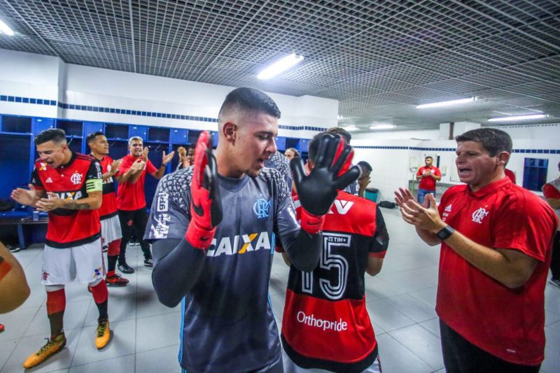 Goleiro acreano se torna campeão da Copinha pelo Flamengo