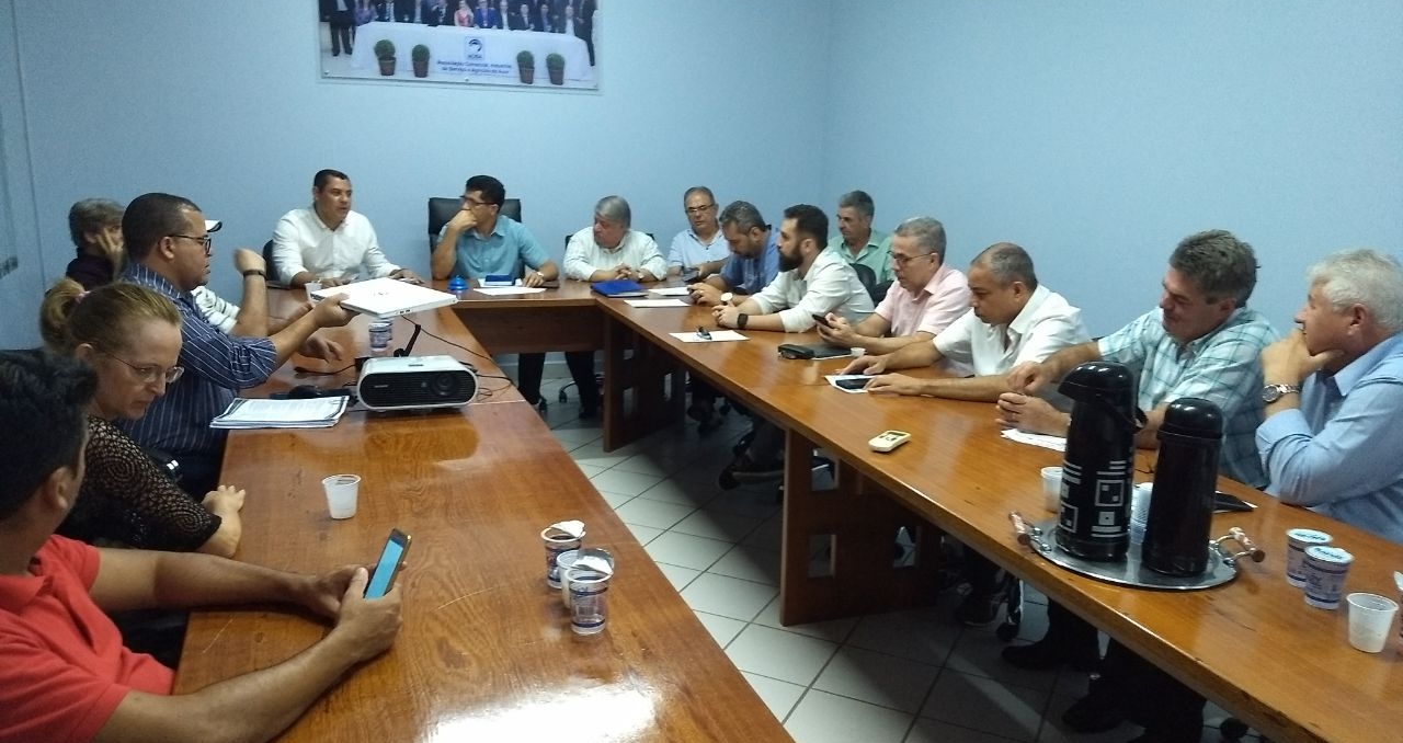 Pré-candidato do DEM, Coronel Ulysses apresenta plano de governo a empresários do Acre