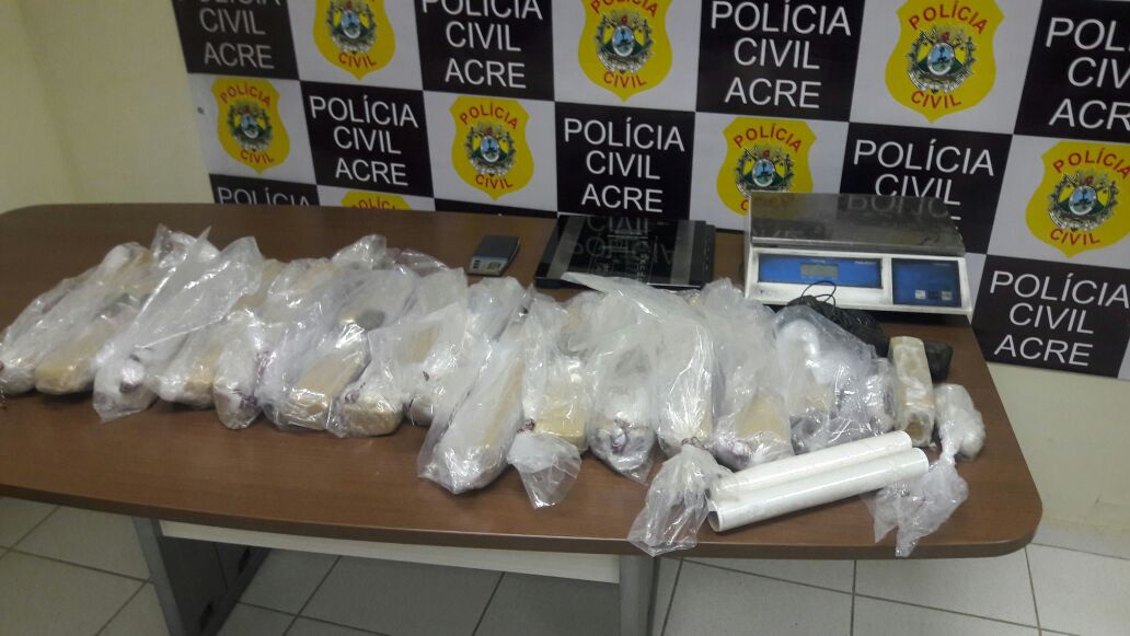 Polícia Militar apreende 15kg de maconha em residência do Recanto dos Buritis
