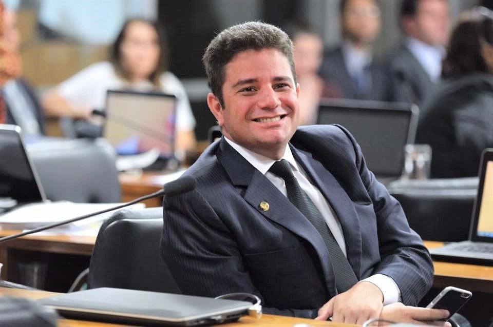 Partidos que apoiam Gladson Cameli instituem Conselho Político para eleições de 2018