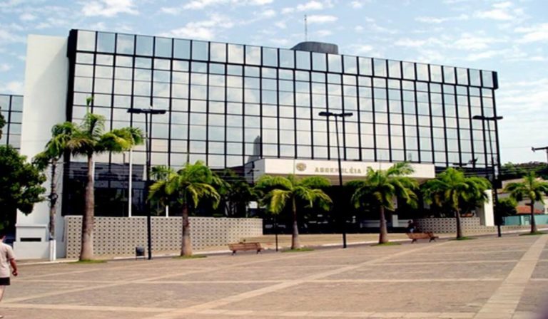 Saiba quem são os 24 deputados acreanos que tomaram posse na Aleac nesta sexta