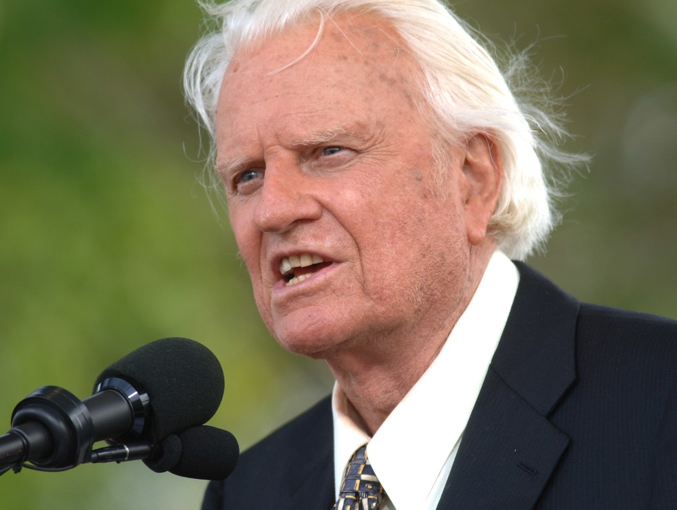 Billy Graham, evangelista americano, morre aos 99 anos