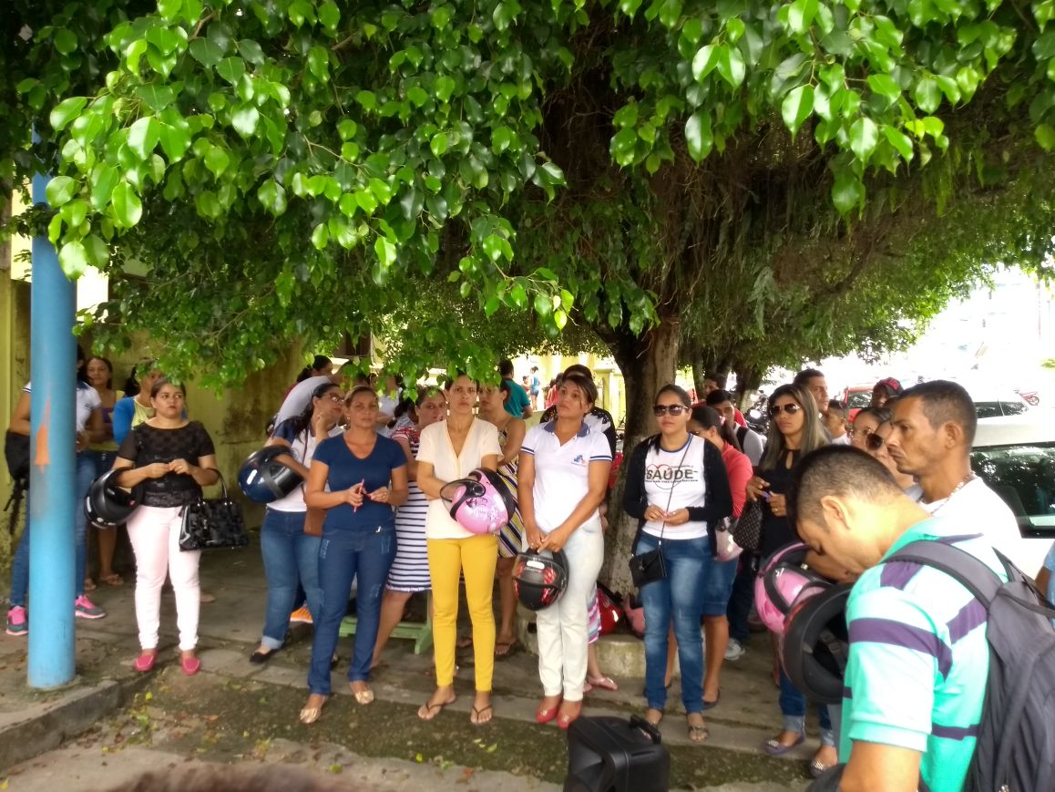 Após pressão do Sintesac, prefeito de CZS paga salários atrasados e abre negociação para PCCR
