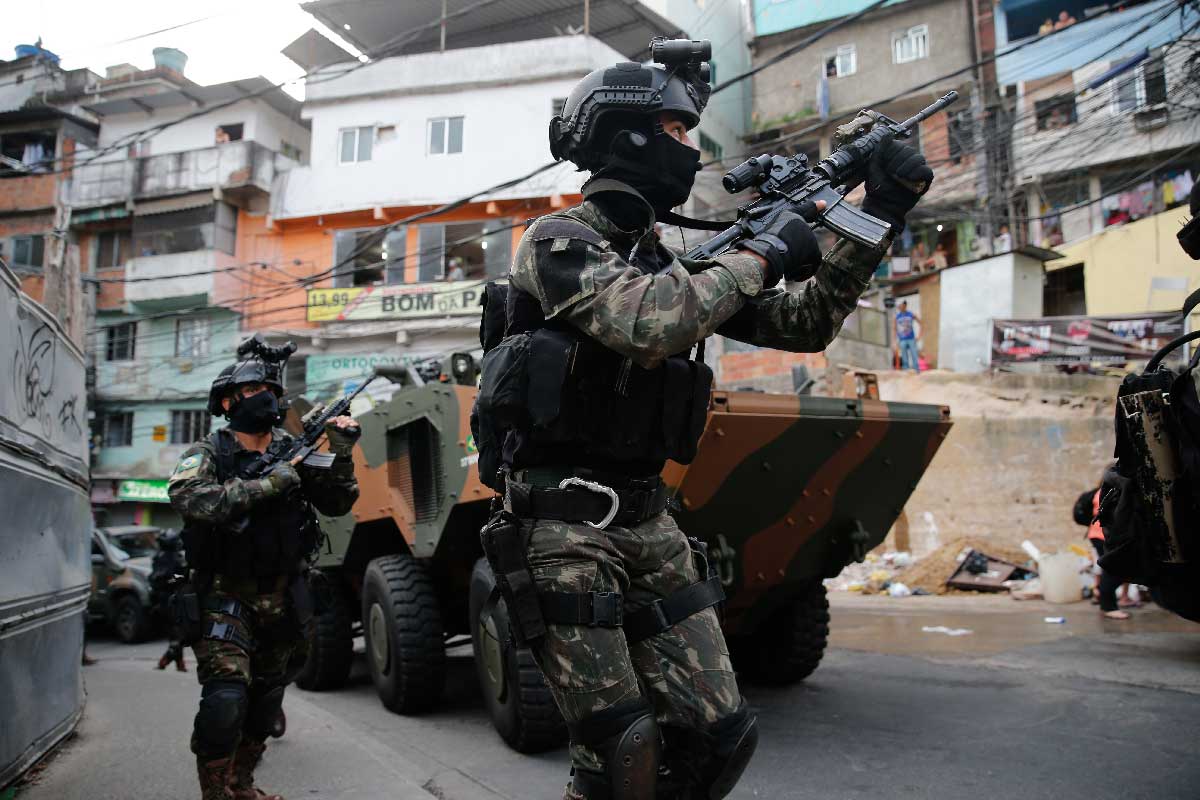 Petistas que votaram contra intervenção no Rio não querem Exército no Acre