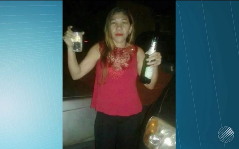 Mulher é enterrada viva na Bahia e corpo é achado revirado dentro de caixão