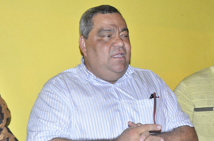 Mazinho diz que nem os prefeitos do PT querem o Deracre nos ramais: “Come 70% do dinheiro”