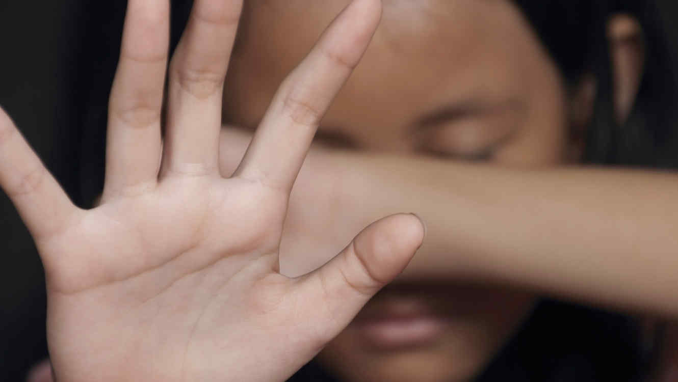 Padrasto é condenado a mais de 30 anos de cadeia por estupro de enteada e filha