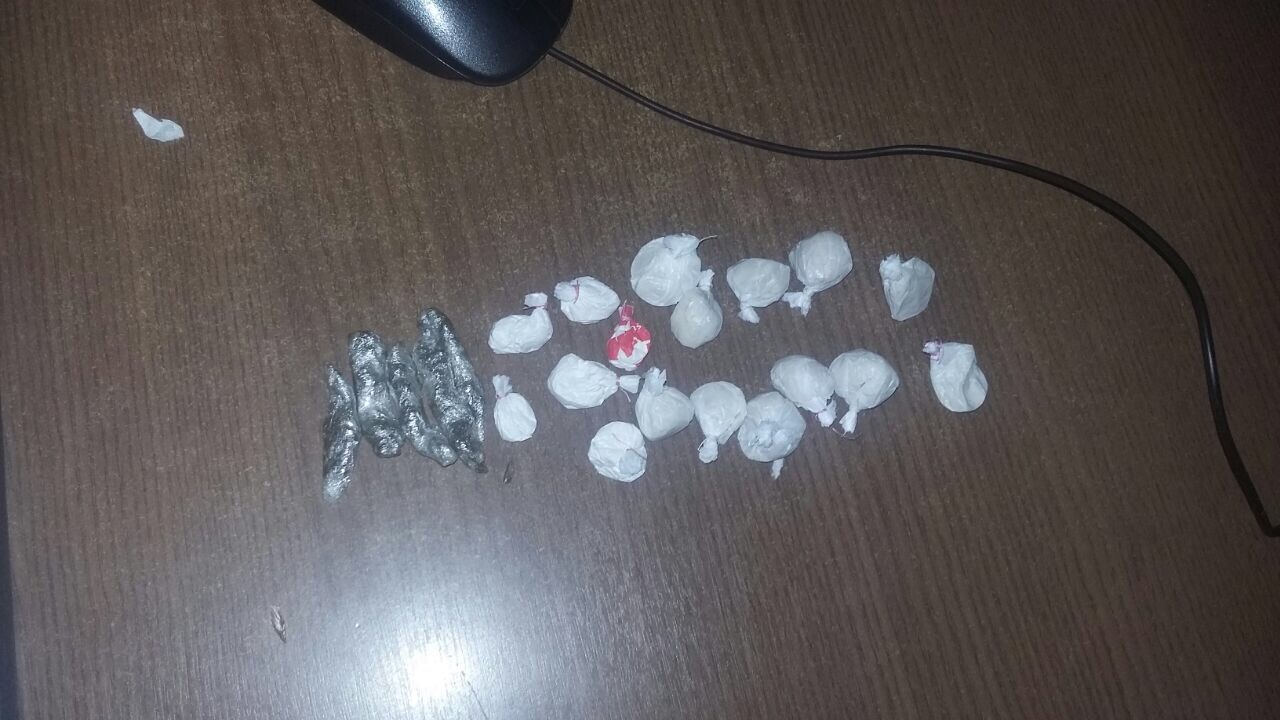 Durante Operação em Assis Brasil, seis pessoas são conduzidas portando drogas