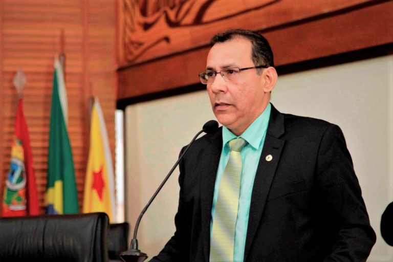 Feijoada quer arrecadar valores para auxiliar tratamento do ex-deputado Heitor Jr.