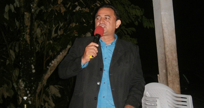 Vídeo: Pastor Arnaldo desliga “Piolhinho”, “Drogba” e “Príncipe do Gueto” de facções