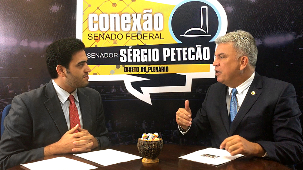 Petecão defende isenção de Imposto de Renda para professores