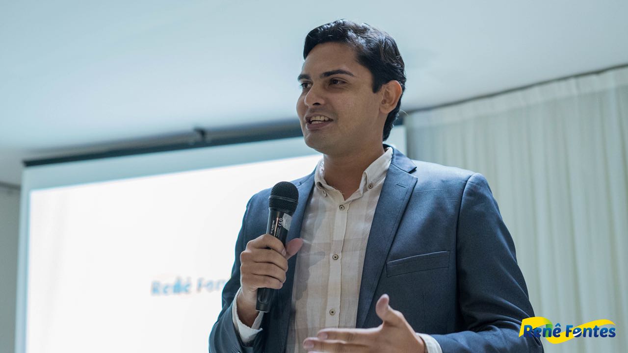 Renê Fontes oficializa pré-candidatura e recebe apoio de lideranças da oposição: “Gratidão!”