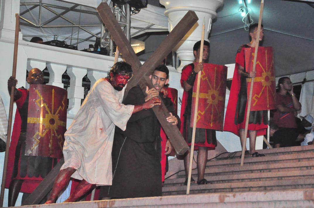 procissão ccatólica 2-18 (21)
