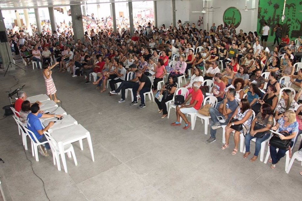 Professores da rede municipal de Natal entram em greve