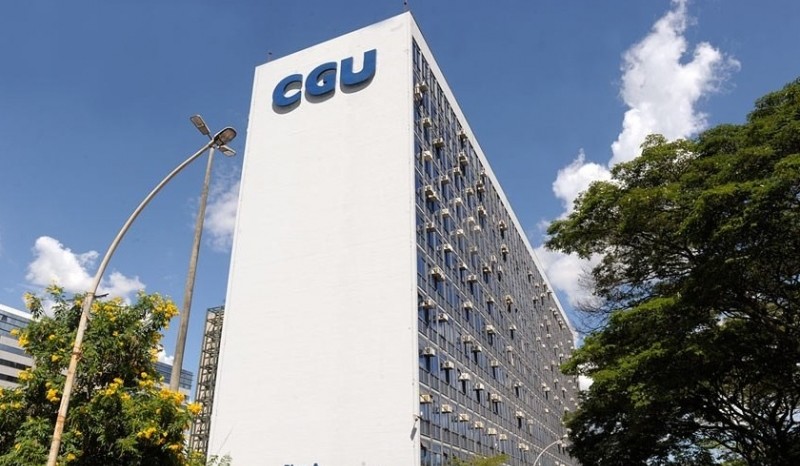 A cada dia, um servidor público é demitido por corrupção; 8 anos inelegíveis