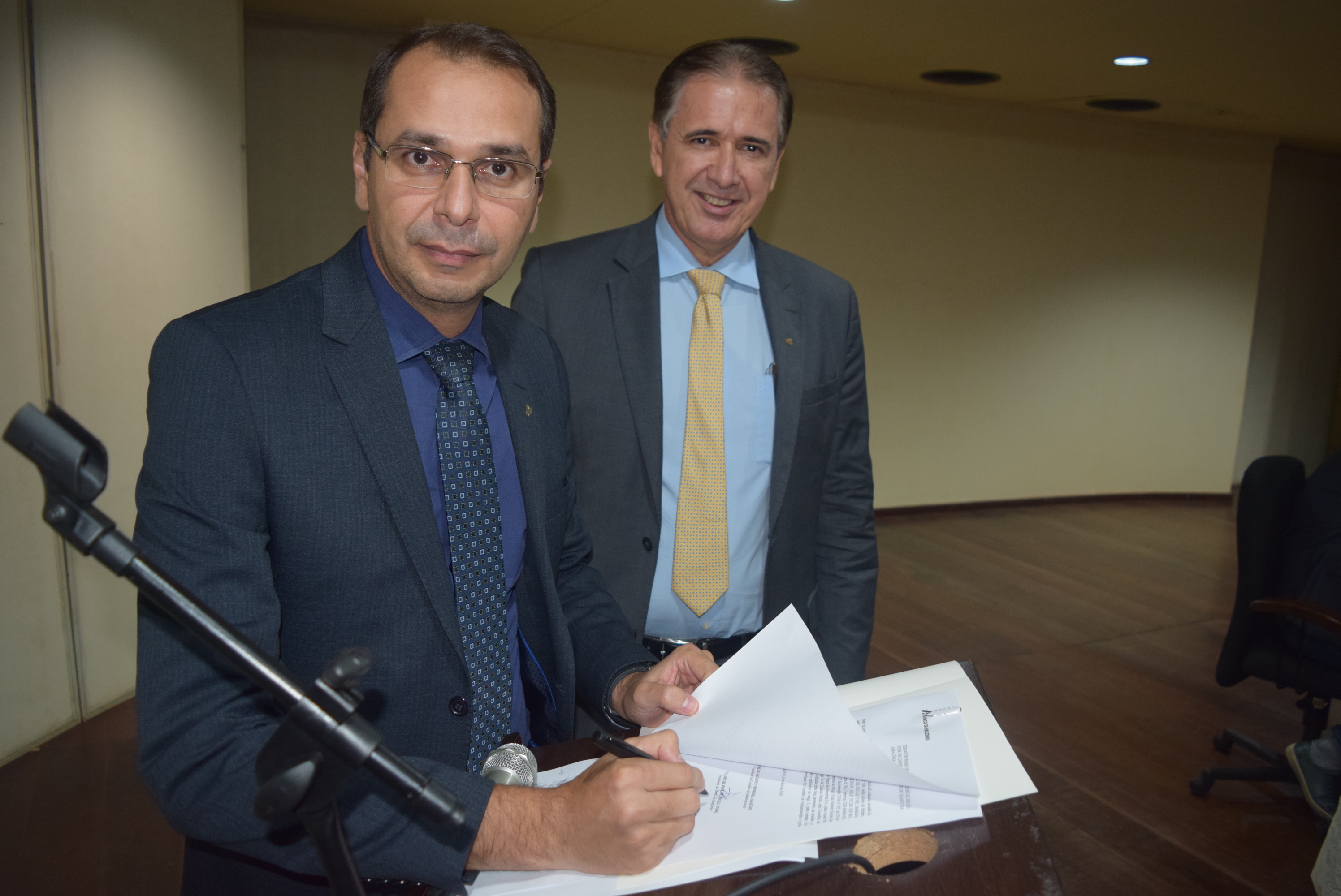 Marivaldo Melo renuncia à presidência do Banco da Amazônia; Valdecir Tosa é o novo presidente