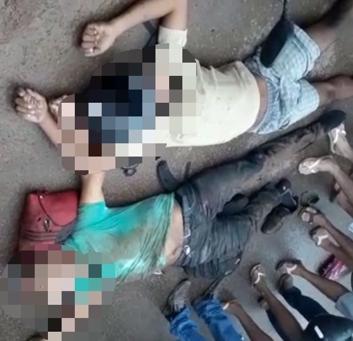 Dois homens morrem em acidente entre moto e caminhão, na BR-364, neste sábado