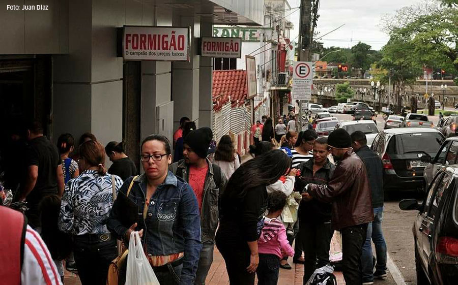 Frente fria chega ao Acre e deixa final de semana chuvoso em grande parte do Estado