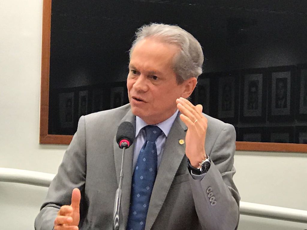 Deputado Angelim é contra reoneração da folha de pagamento: “Não ajuda o Brasil”