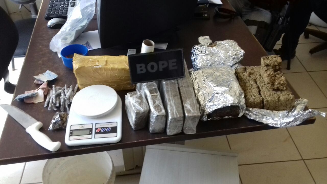 Bope prende dupla e apreende mais de 5kg de maconha no Jardim Primavera