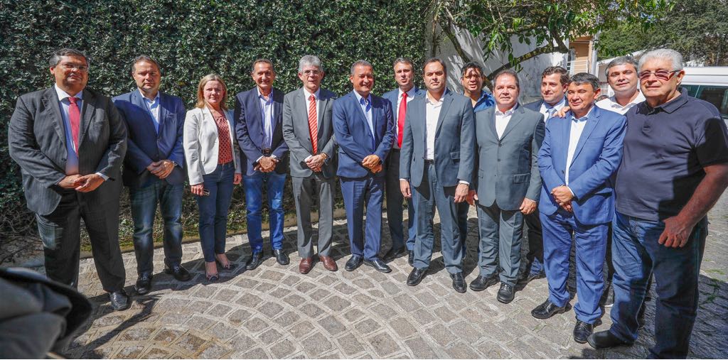 Juíza barra Tião Viana e outros 8 governadores que pretendiam visitar Lula na cadeia