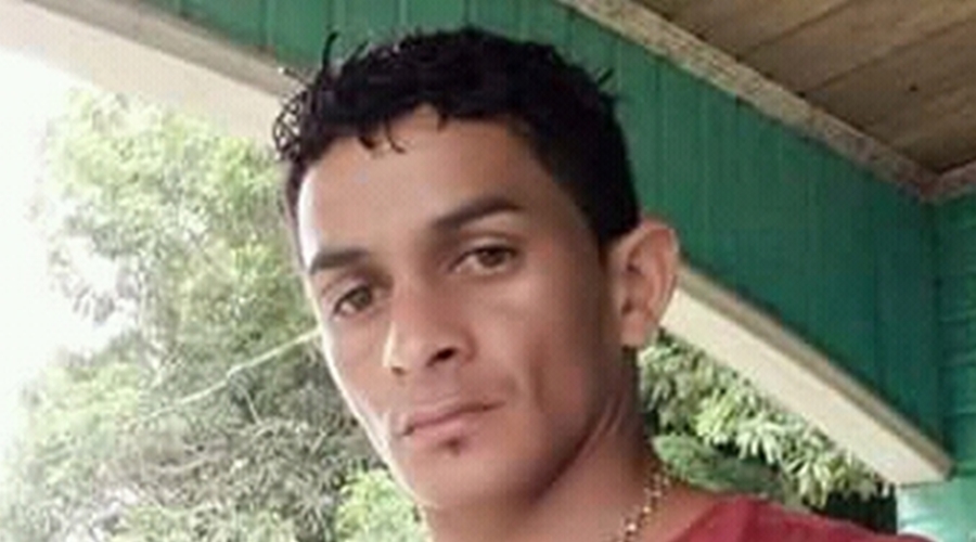 Cenas fortes: homem é decapitado e cabeça é encontrada em padrão de luz no interior