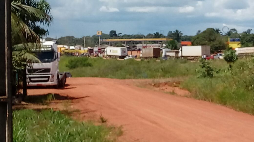 MST fecha rodovia que liga Acre à Rondônia em protesto contra Eletrobras