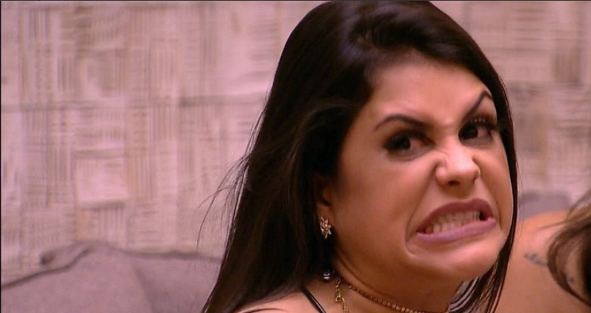 Ex-BBB Ana Paula afirma que vai processar fãs de Gleici após ameaças