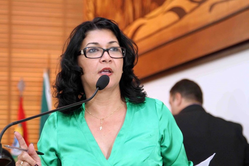OCA: Sinhasique diz que enquanto a população aumenta, os serviços diminuem