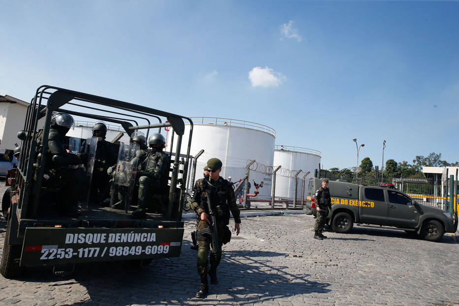 Petroleiros convocam dia de mobilização nesta segunda-feira