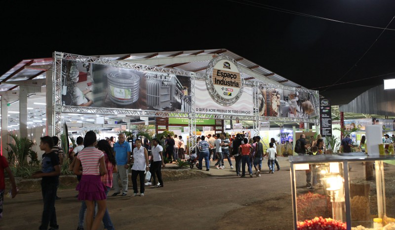 Ambulantes terão que pagar R$ 100 e comerciantes R$ 250 se quiserem trabalhar na Expoacre 2018