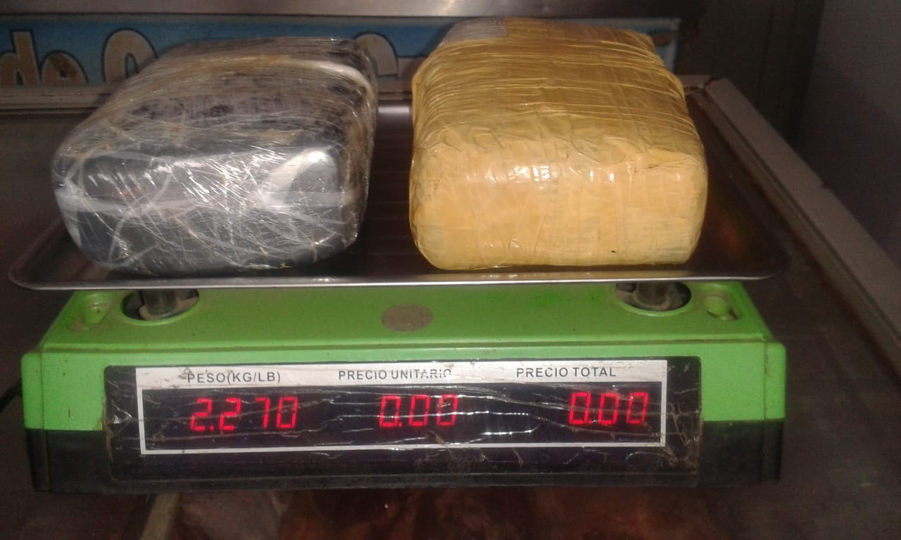 Adolescente de 16 anos é apreendido com mais de 2kg de maconha em Cruzeiro do Sul